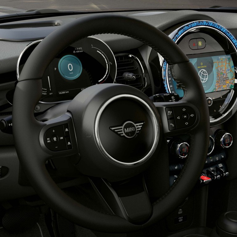 MINI Connected - leather sports steering wheel