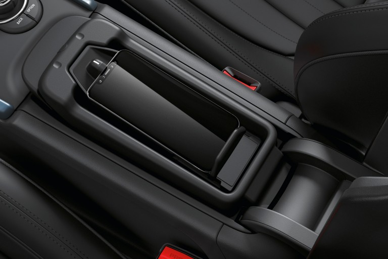 MINI Connected - wireless charging